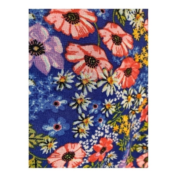 ASOS DESIGN wrap front tiered pleated midi dress in navy flirty floral Size 14 - Picture 8 of 11